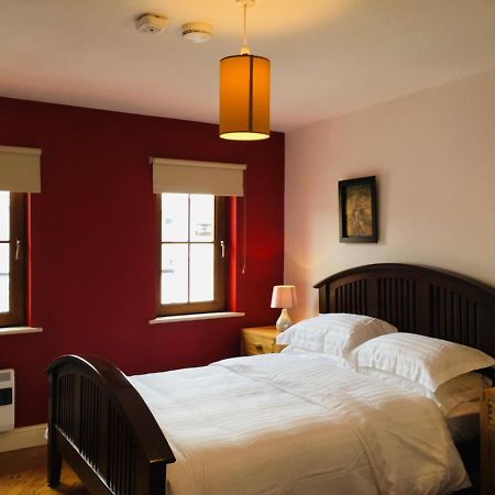 Apartment 8, Clifden Bay Apartments エクステリア 写真