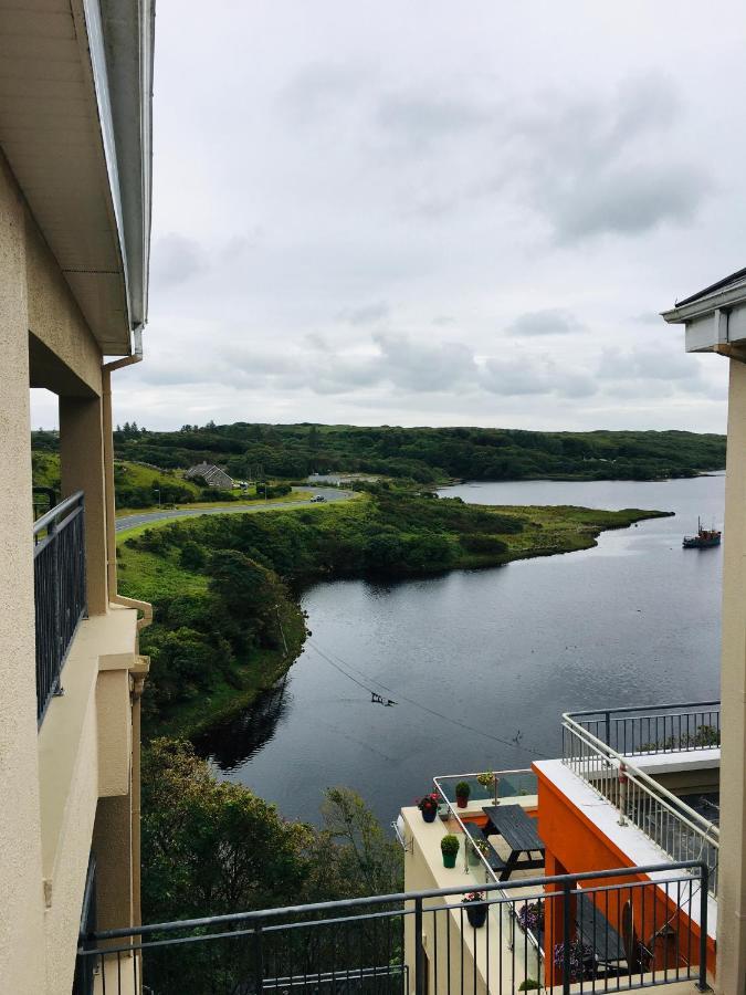Apartment 8, Clifden Bay Apartments エクステリア 写真
