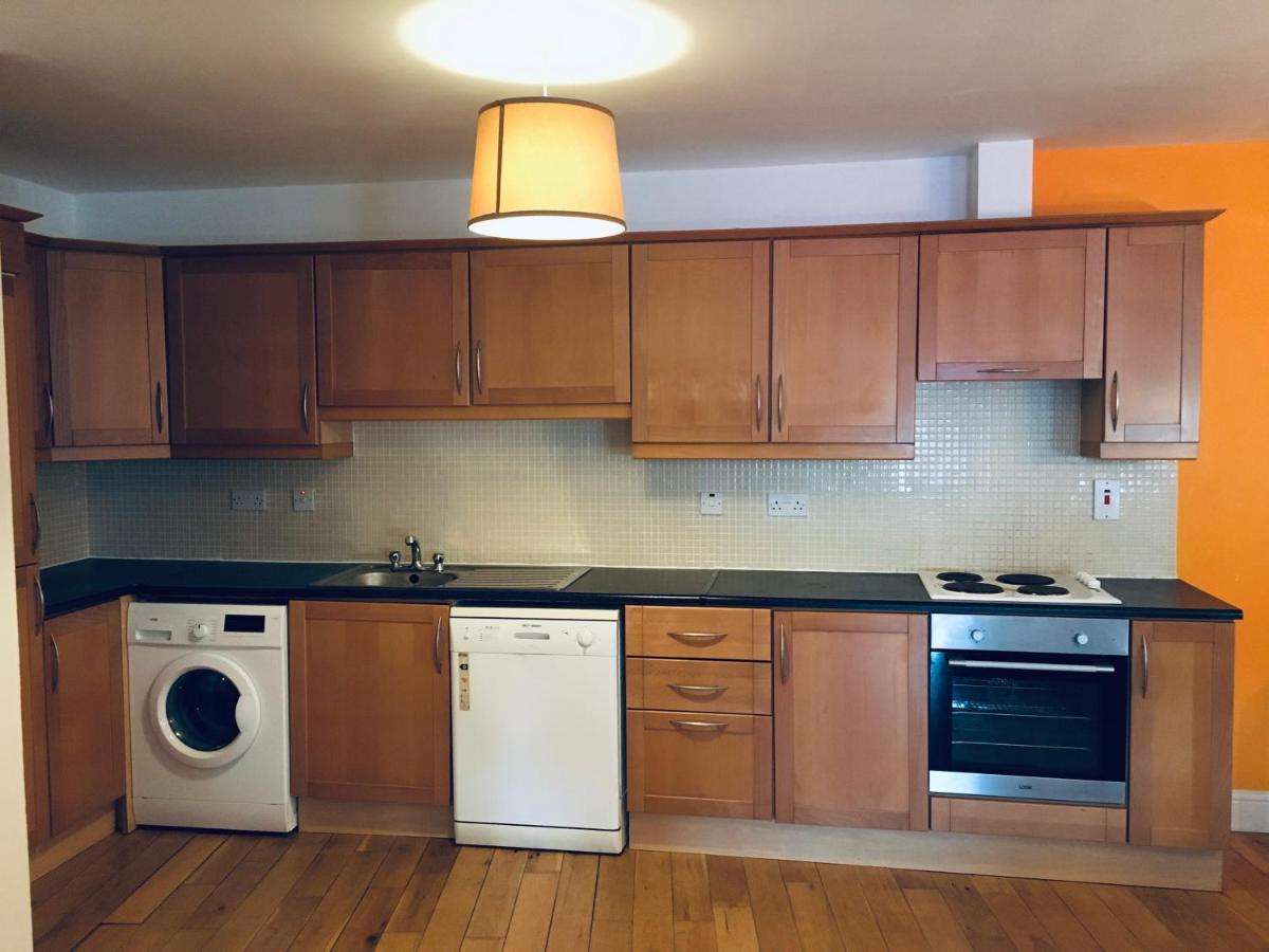 Apartment 8, Clifden Bay Apartments エクステリア 写真